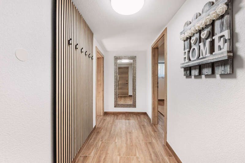 Vorraum mit Garderobe 